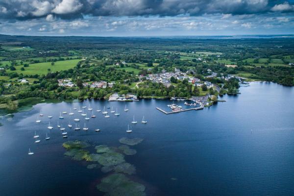 Mountshannon – A Lakeside Gem on Lough Derg